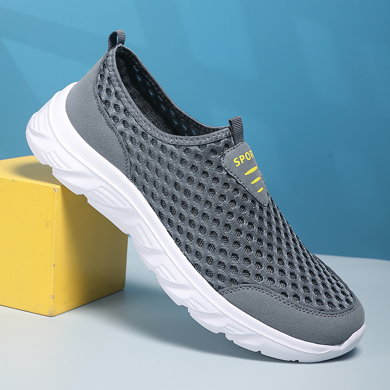 Summer Large Mesh Breathable Sports Men's Shoes Low-top Fashionable Slip-on Lazy Shoes Outdoor Large Size Walking Shoes for the Elderly