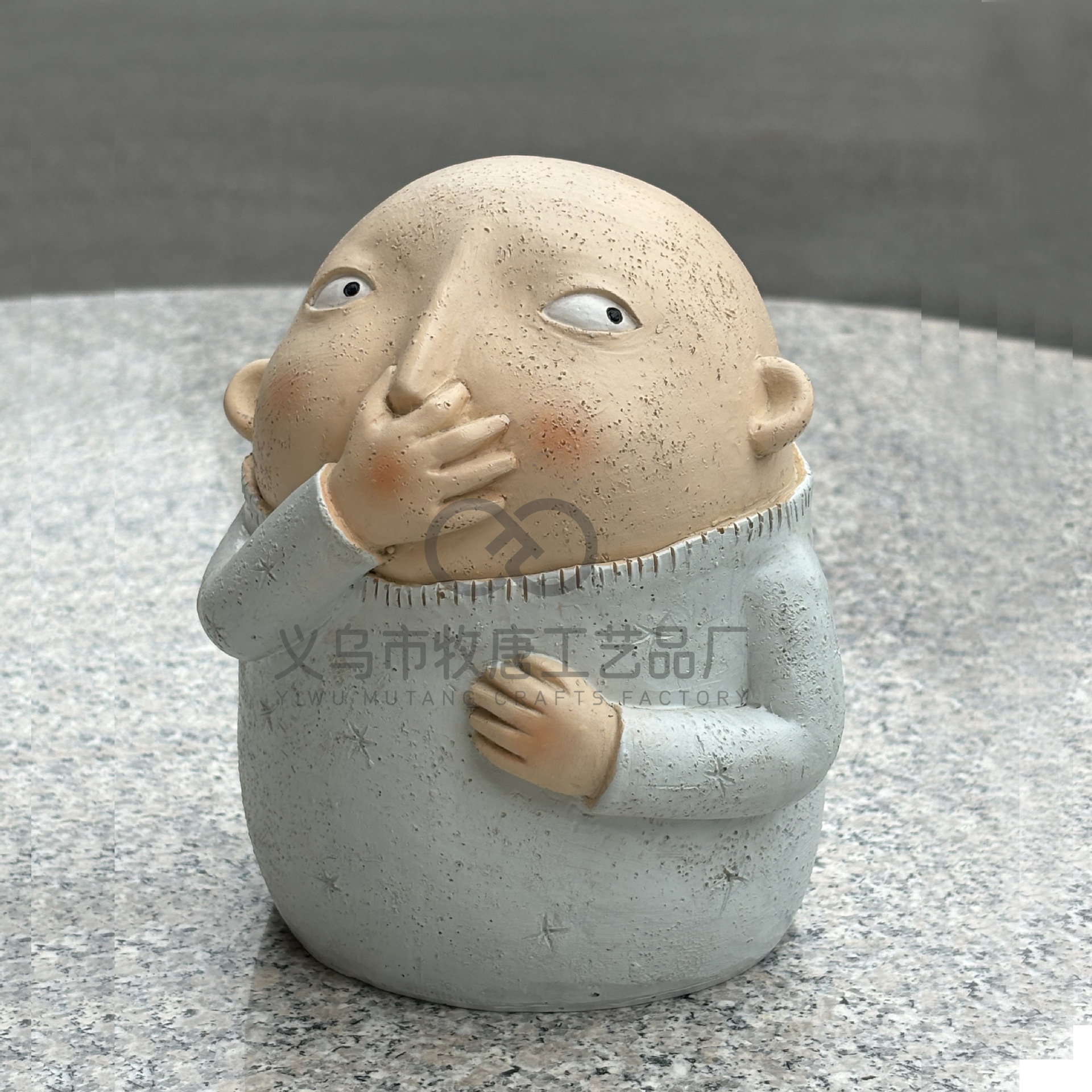 Picture of Cross-Border New Personalized Girl Boy Pinch Nose Statue Bathroom Coarse Sculpture Resin Ornaments Decorative Couple Gift