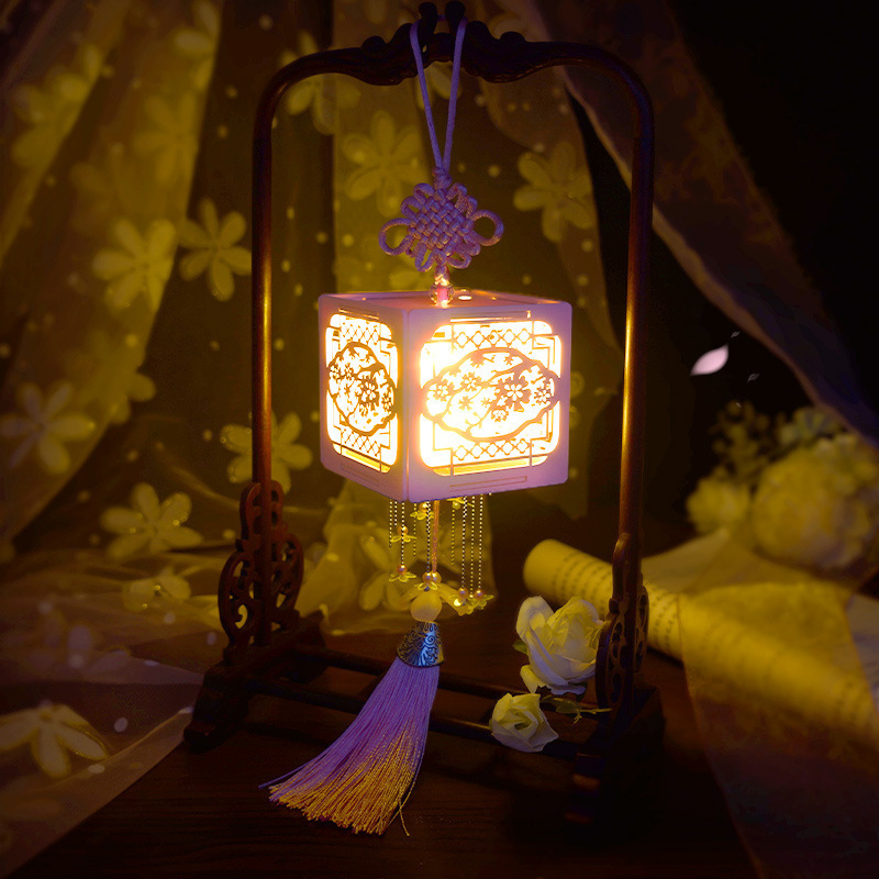 Picture of Chinese Antique Style Wooden Palace Lantern DIY Material Package Satchel Luminous Mid-Autumn Lantern Lantern Festival New Year's Day Gift