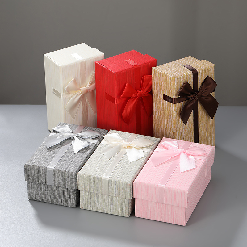 New Holiday Birthday Rectangular Heaven and Earth Cover Gift Box Simple Paper Gift Box Gift Bow Packaging Box