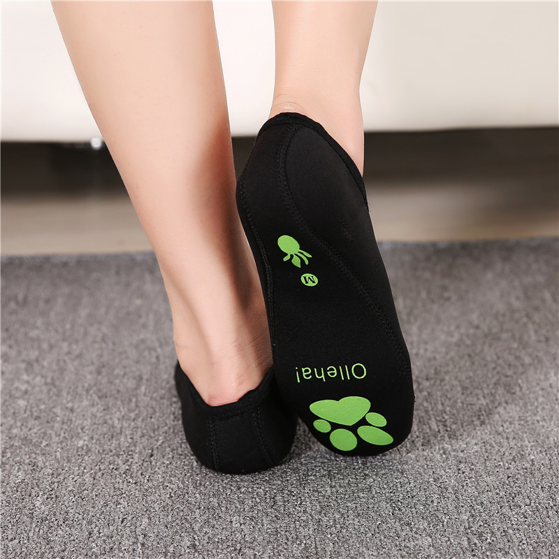 Picture of Autumn and winter floor heating socks hot selling Korea and Japan diving socks beach socks early education center parent-child