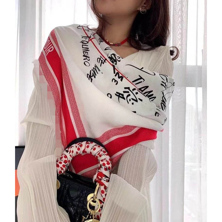 2024 New Love Limited Silk Scarf Small Square Scarf for Women Korean Version Easiest for Match Small Silk Scarf for Girlfriend Live Broadcast