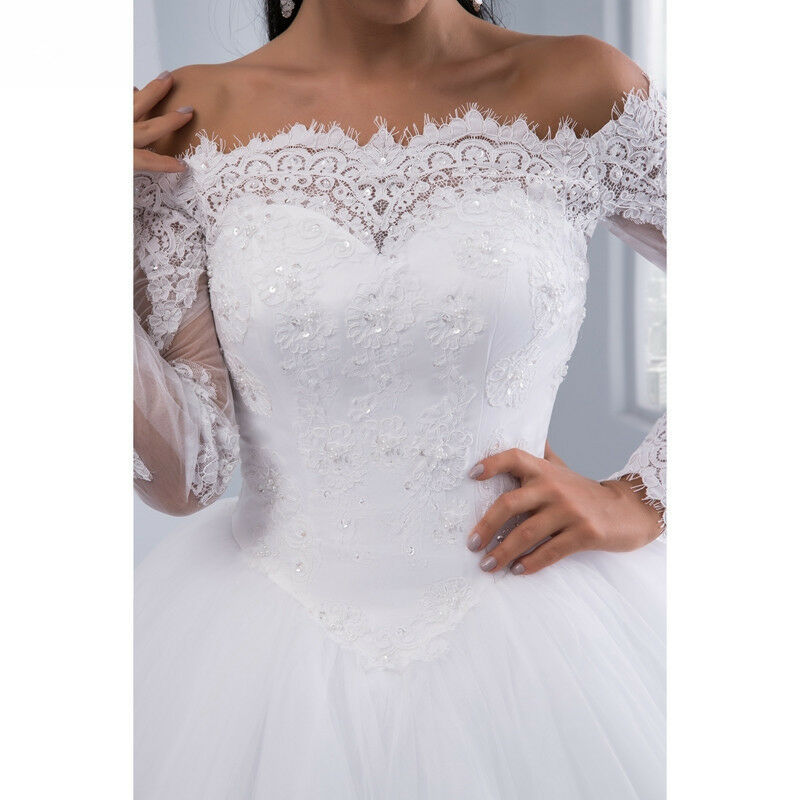 Picture of High-End Wedding Dress 2025 New One-Shoulder Long-Sleeved Bride Wedding Slim Waist Slimming Look Lace Large Tail