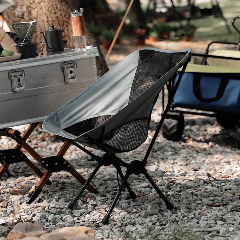 New Style Simple Outdoor Travel Camping Fishing Indoor Small Chair Ultra-Easy and Easy to Carry Moon Chair