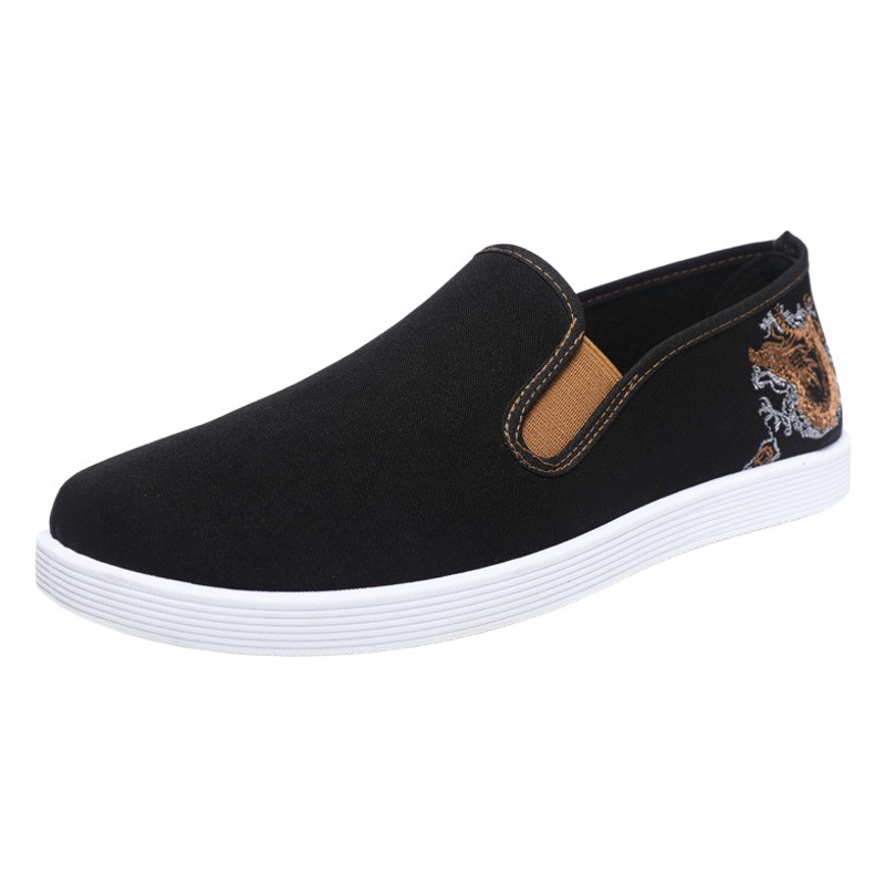 Chinese Style Embroidery 2025 New Slip-On Comfortable Soft Sole Old Beijing Men's Driving Shoes Breathable Casual