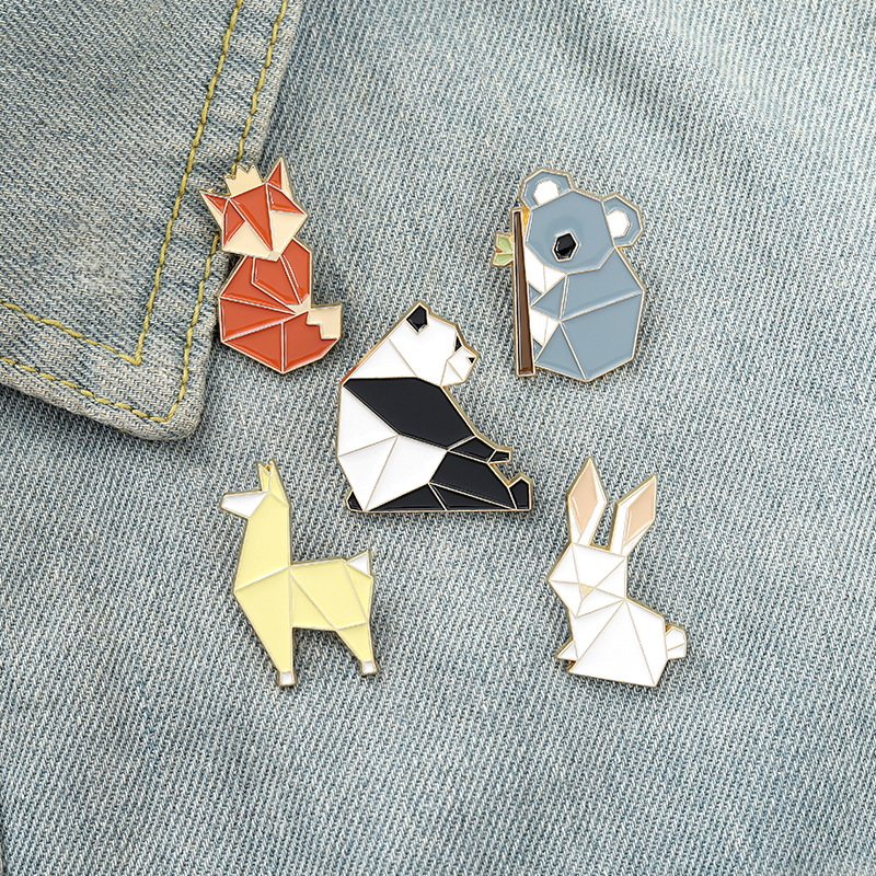 New Cartoon Creative Origami Shape Animal Brooch Cute Red Fox Panda Rabbit Accessories Badge
