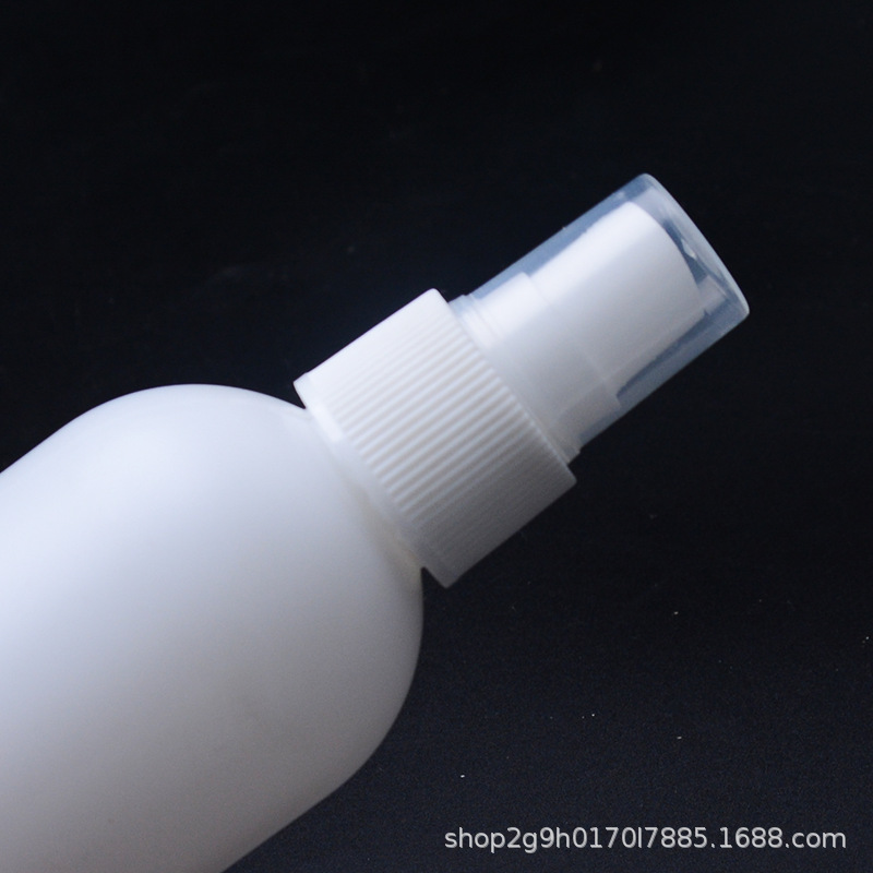 Picture of White spray plastic bottle factory wholesale alcohol sunscreen spray bottle light spray fine mist sub-packaging sample bottle