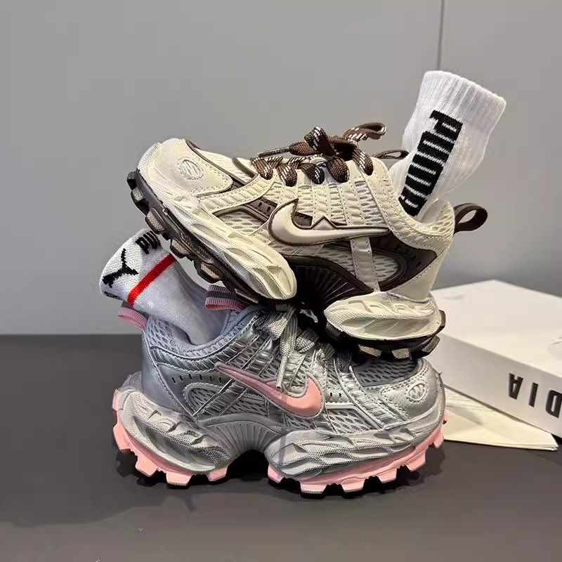 2025 Spring Boys and Girls New Ultra Light Tank Torre Shoes sneaker Middle and Big Kids Show Light Running Shoes
