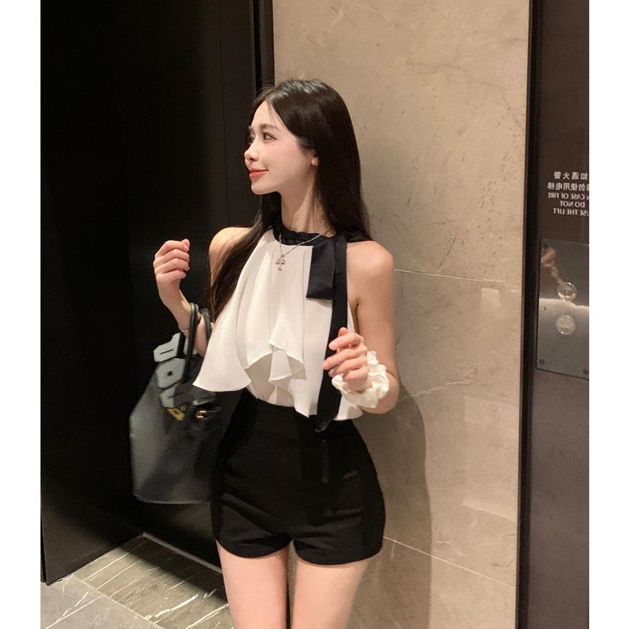 Picture of Women's chiffon shirt Korean-style round neck lace-up bow sleeveless sexy shirt summer fashion loose slimming top fashion