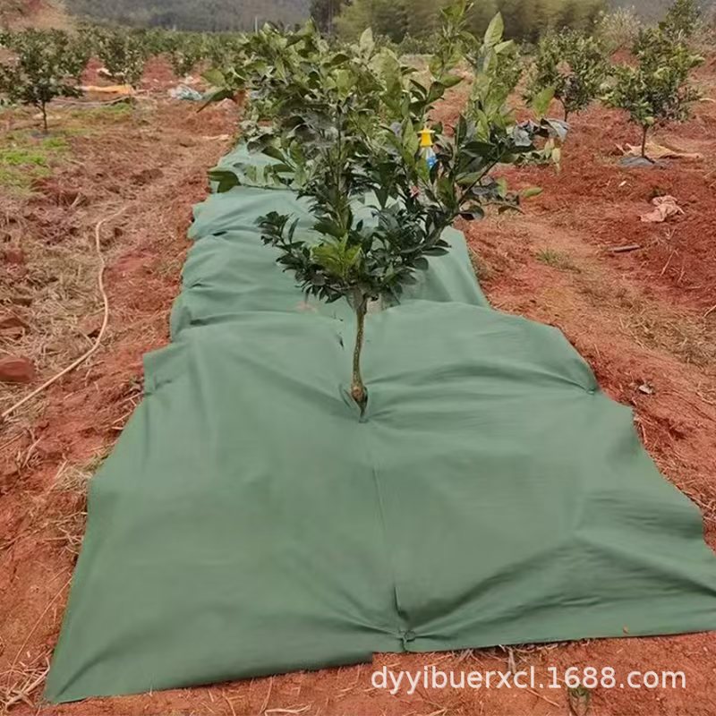 Picture of PP nonwoven fabric in stock, weed control, weeding, permeable, water-breathable, aerative agricultural home textile mulch film, moisturizing, fertilizer-pending, biodegradable