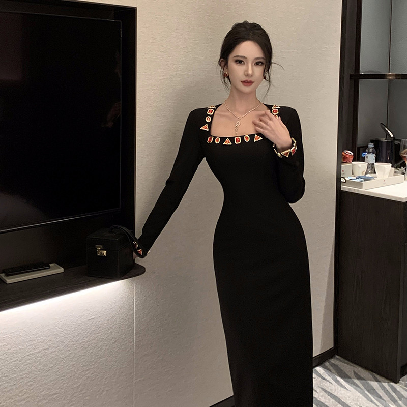 Cross-border new women's clothing temperament socialite long hand-ordered diamond birthday party slim long sleeve dress dress