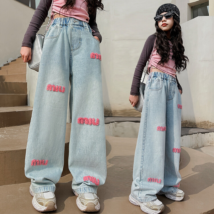 Girls' spring jeans 2024 new fashion girls' Korean style Internet celebrity pink towel embroidered wide-leg pants
