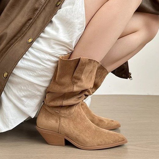Vintage Pointed Chunky Heel Boots Mid-Boots 2024 Autumn and Winter Brown Short Boots But Knee-Short Boots