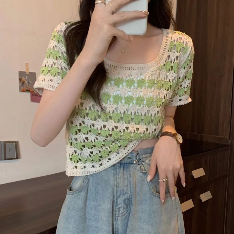 Picture of Summer 2023 New Hollow Crochet Sweater Small Slim-fit Loose Short-sleeve Ethnic Style Top Women's All-match