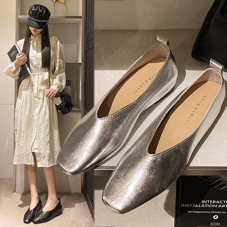 Inner Heightening Retro Silver Mary Jane Women's Shoes Evening Breeze Gentle Shoes Niche Design Flats for Women 2025 New Style