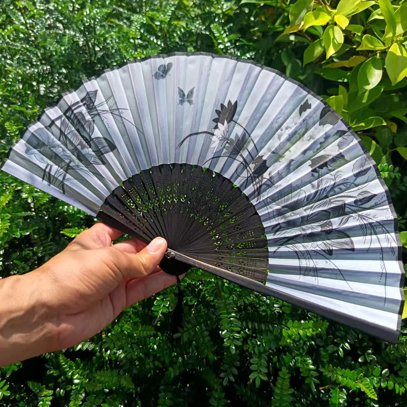 Picture of Folding Fan Bamboo Ancient Fan Student Girl Chinese Style Small Fan Scenic Spot Export Wholesale Retail Gift Decorative Fan