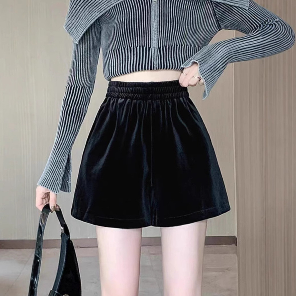 Black Golden Velvet Shorts Women's 2024 New Autumn and Winter Outfit High Waist A- Shaped Wide-Leg Boots Pants