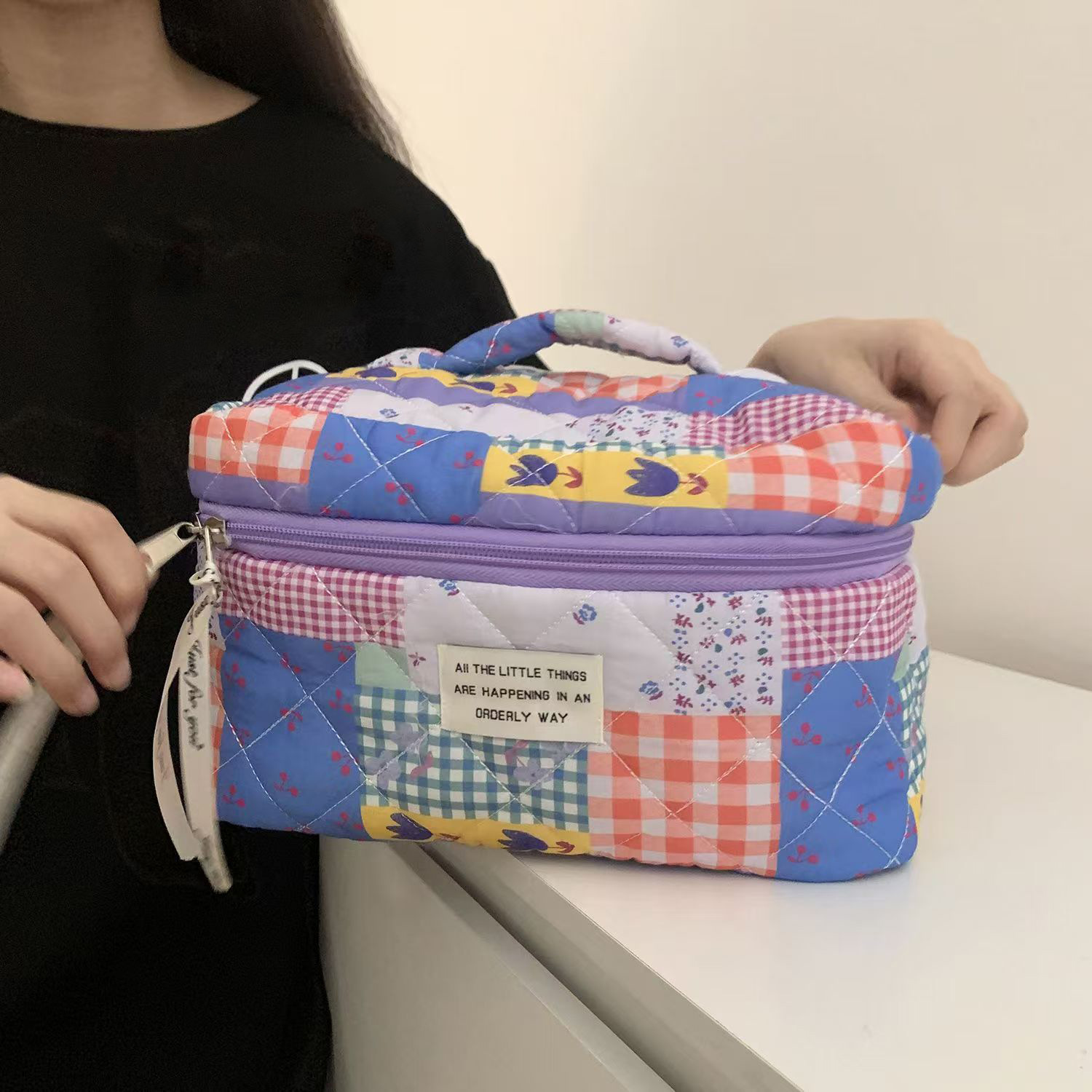 Picture of Purple Stitching Flower Cosmetic Bag Travel Portable Fresh Hand Wash Bag High Color Value Skin Care Storage Bag