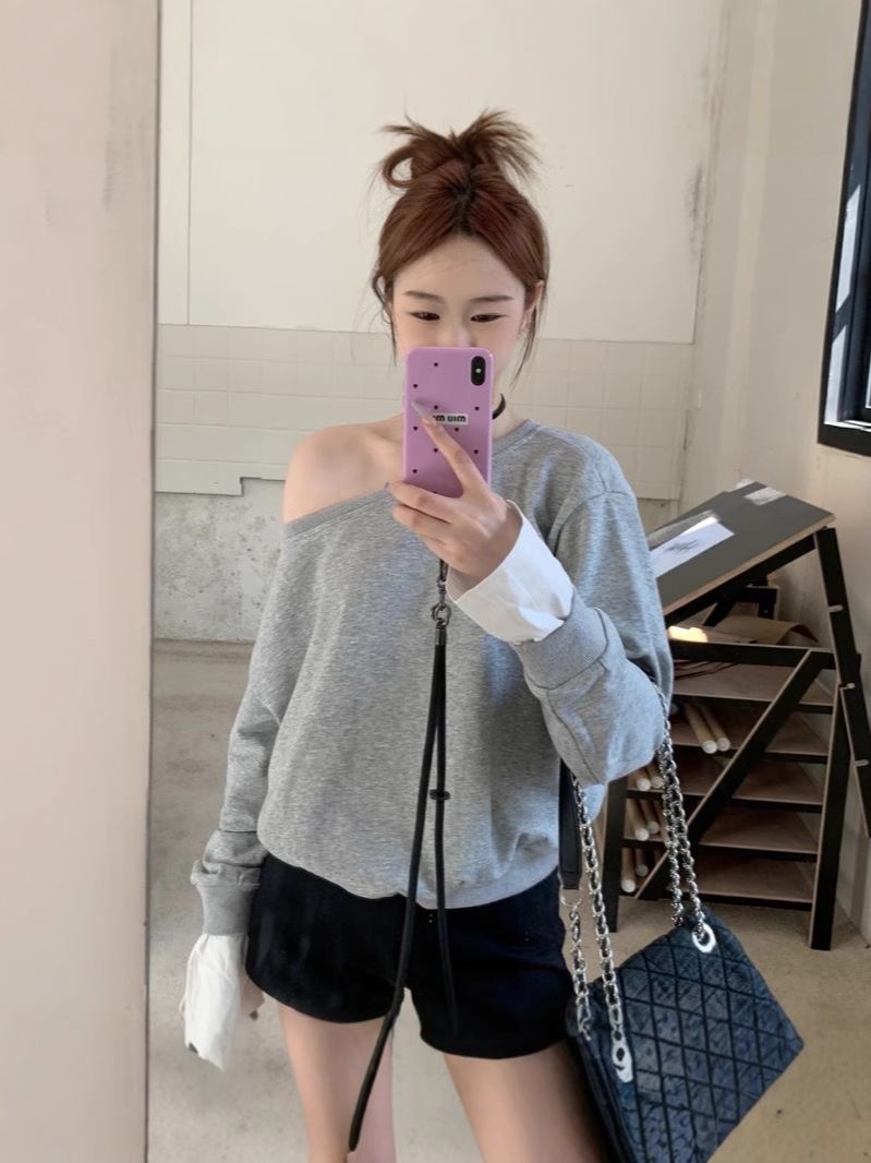Oblique Collar Shoulder Short Loose Long-sleeved Sweatshirt Women's Early Autumn New Hot Girl Style Small Waist Tight Hoodless Top Trendy