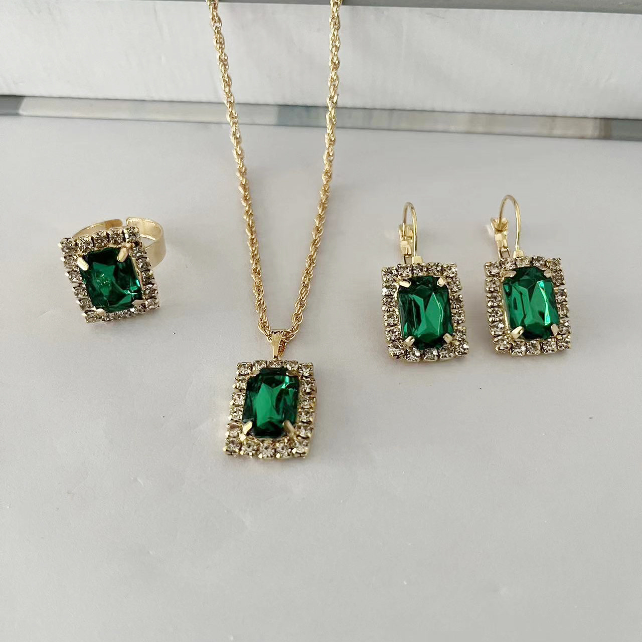 Picture of Cross-border New Jewelry suit Women's Fashion All-match Rhinestone Zircon Necklace Earrings Ring Watch Accessories