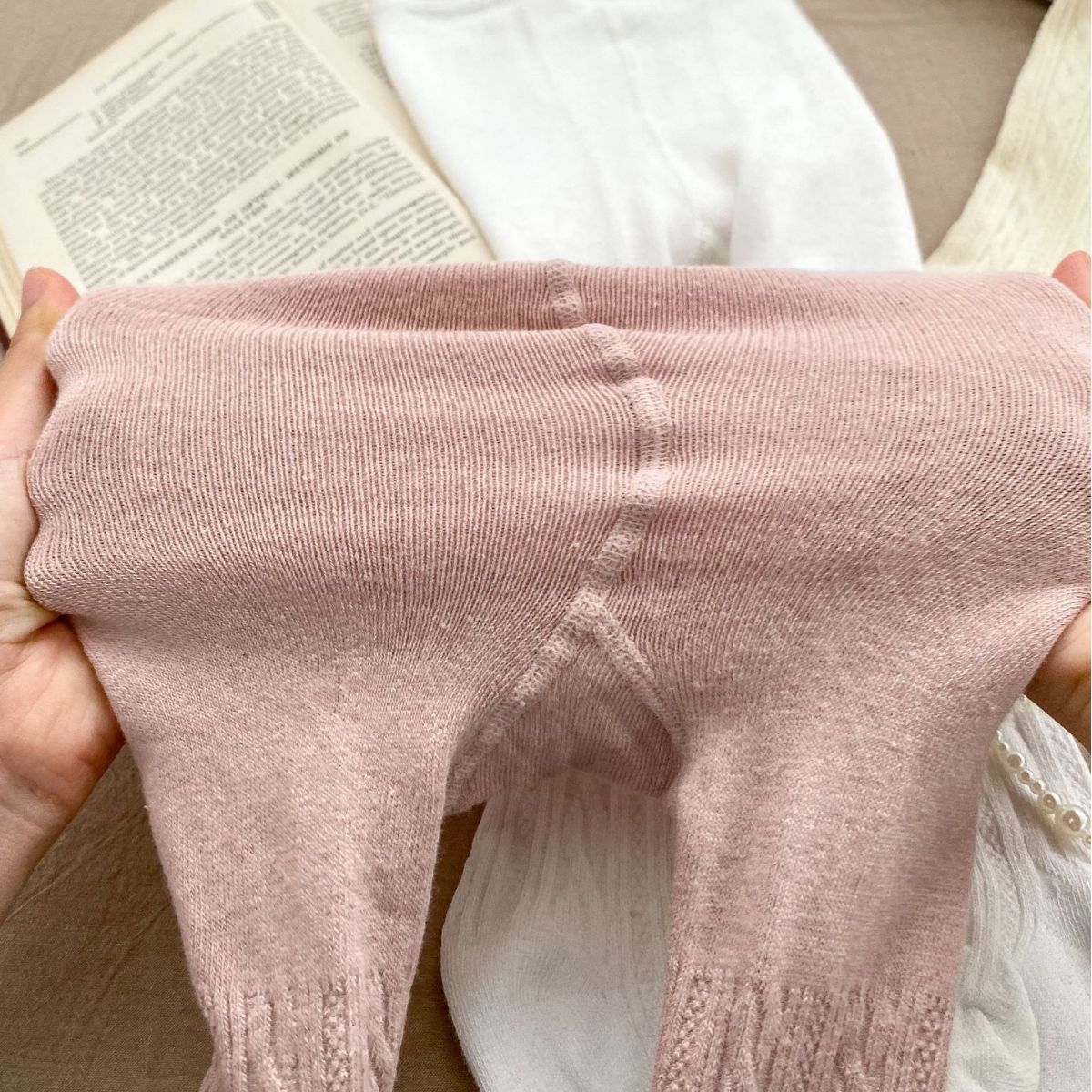 Picture of 2025 Spring and Autumn Baby Girl Pantyhose Easiest for Match Pearl Bow Foot Socks Girls Solid Color Leggings