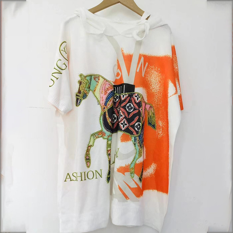 Picture of European 2024 Summer New plus size T-shirt Women's Belly Covering Loose Ethnic Style Simple Commuting Ins Short Sleeve Top