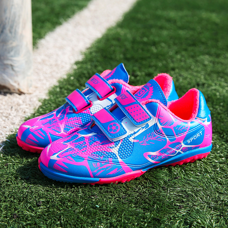 Autumn and Winter New Kidsren's Football Shoes for Boys and Girls with Broken Nails Tf Special Velvet Sports Training Shoes for Primary and Secondary School Students Competitions
