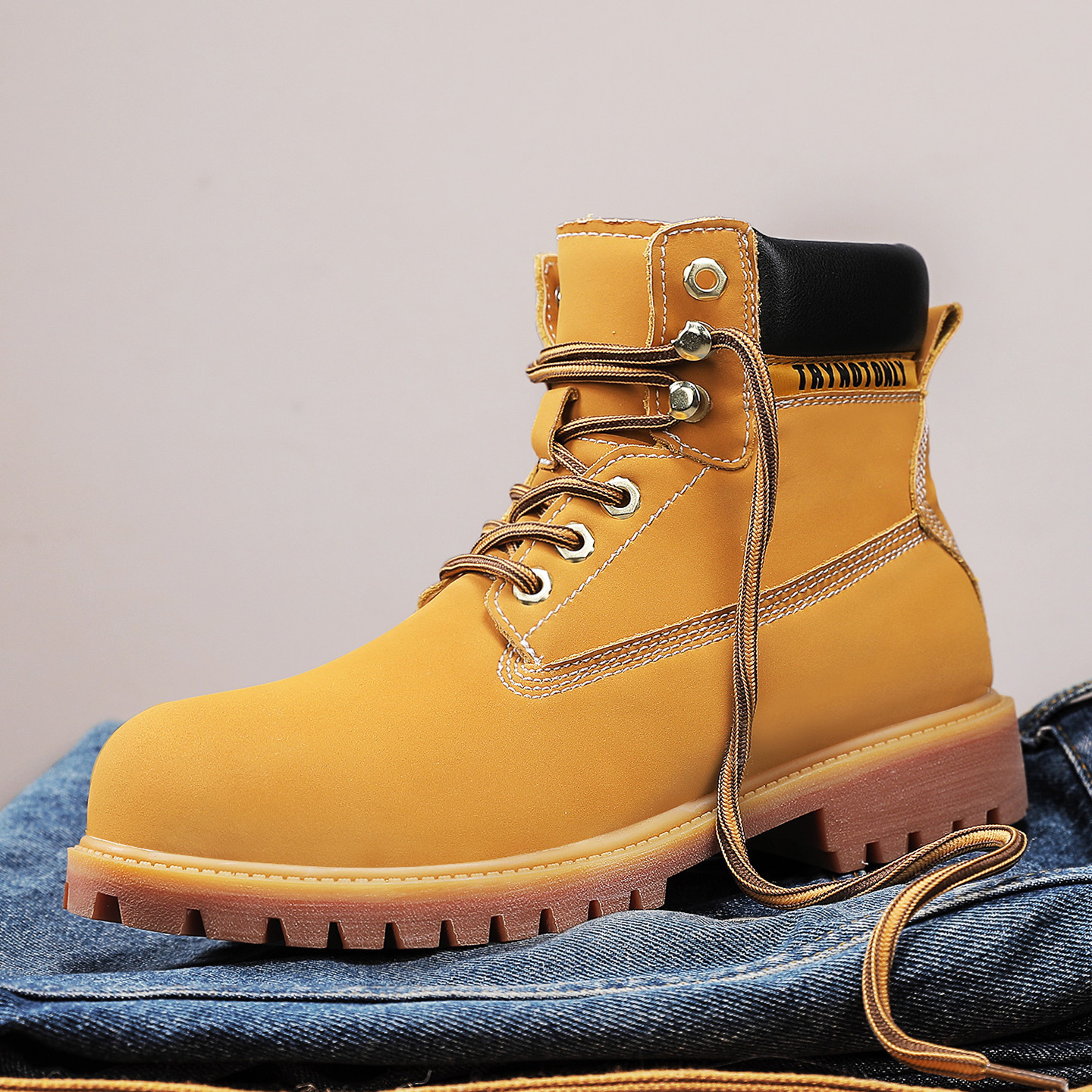 Men's 2025 New American Workwear Boots, Casual Genuine Leather Mid-Top Couple's Martin Boots, Men's Large Yellow Boots