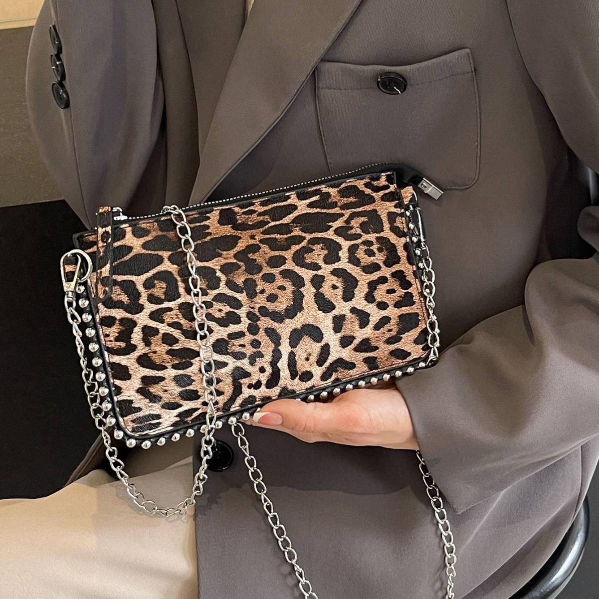 Cross-border New All-match Casual Crossbody Underarm Women's Bag Simple Western-style Niche Design Chain Bag Fashionable Clutch Bag