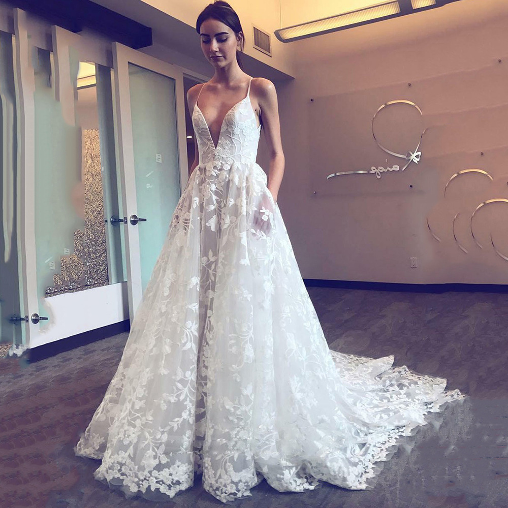 2025 European and American Export New White Long Skirt Amazon Sexy V Neck Suspender Dress Cut Out Lace Dress