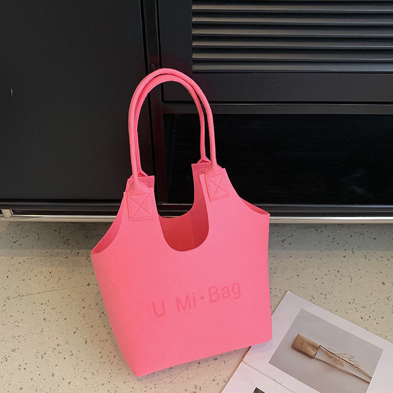 2024 Felt Bag Shoulder Bag Fashionable Versatile Felt Tote Bag Printed Promotional Gift Bag Portable Felt Bag