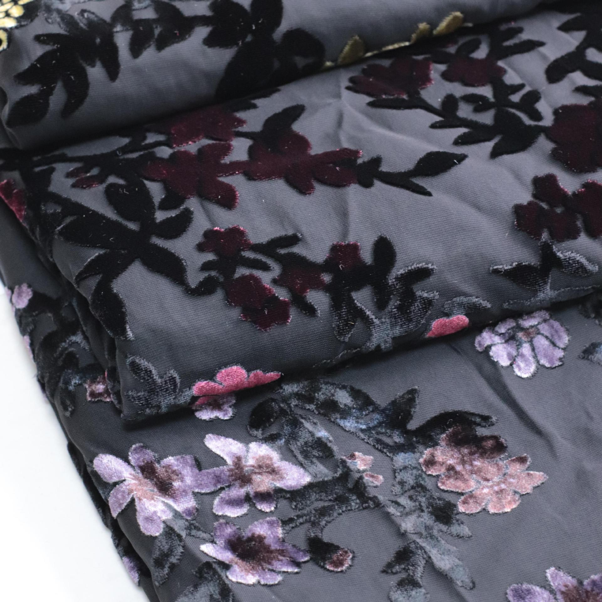Picture of Source Manufacturer Wholesale 140 Nylon Velvet Printed Velvet Fabric Silk Cheongsam Dress Fabric Pattern Fabric Women's Clothing