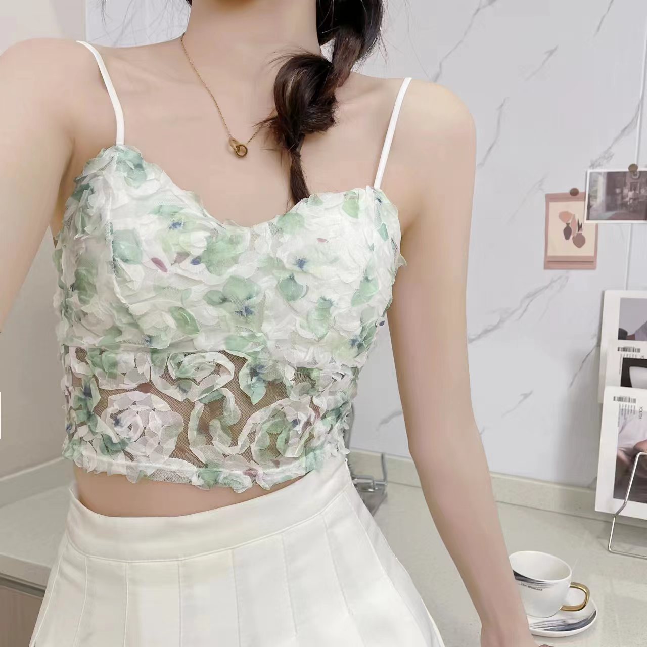 Picture of Small Fresh Floral Sling Outer Wear Tube Top Backless Chiffon Floral Vest Exposed Navel Sweet Short Top