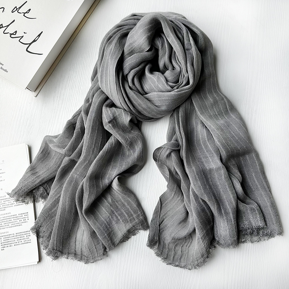 Picture of Foreign Trade Cotton Linen Scarf Scarf Women's Autumn and Winter Gradient Color-matching Japanese and Korean Lady Mori Girl Style Slub Yarn Shawl