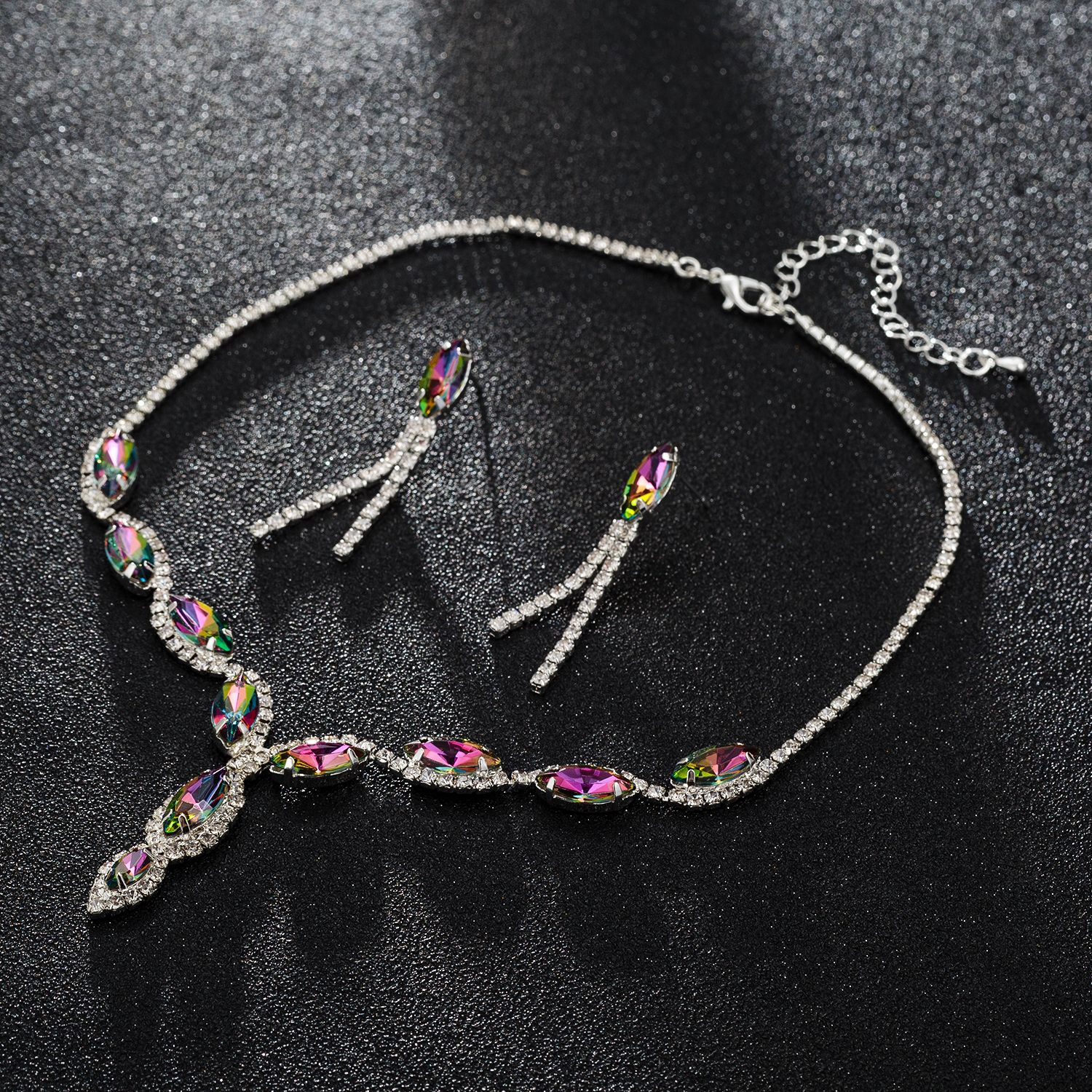 Picture of Exquisite Water Drop Crystal Diamond Necklace Earrings Set Wedding Bridal Clothing Accessories Wholesale N100