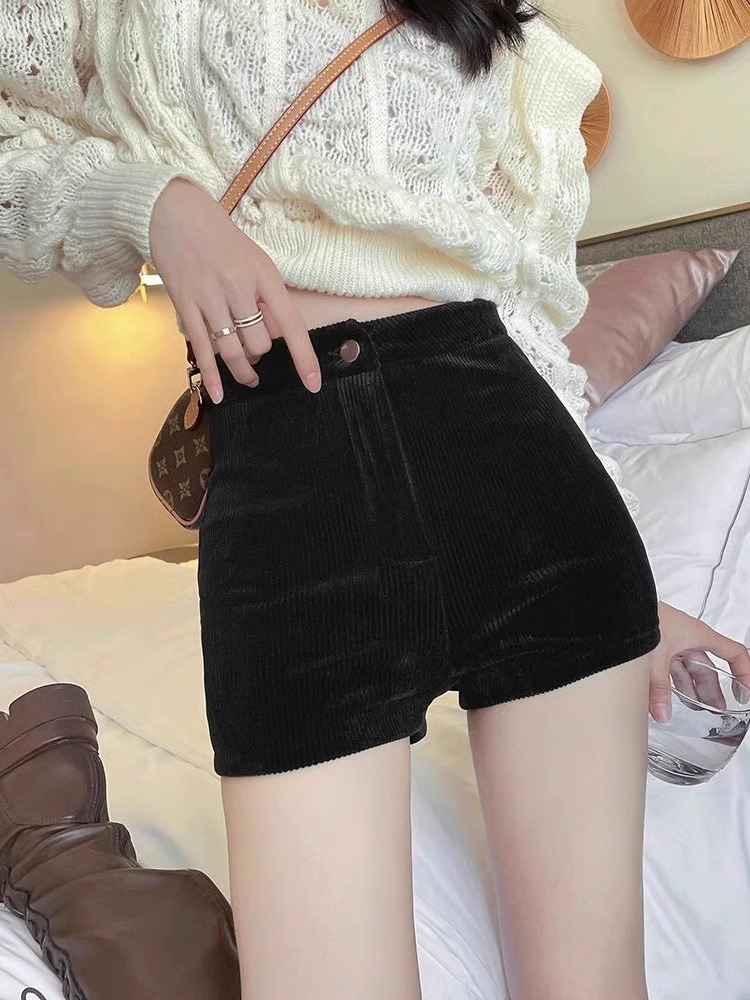 Black tight shorts women's 2023 autumn and winter tall small casual pants high waist slimming bottoming outer wear boot pants