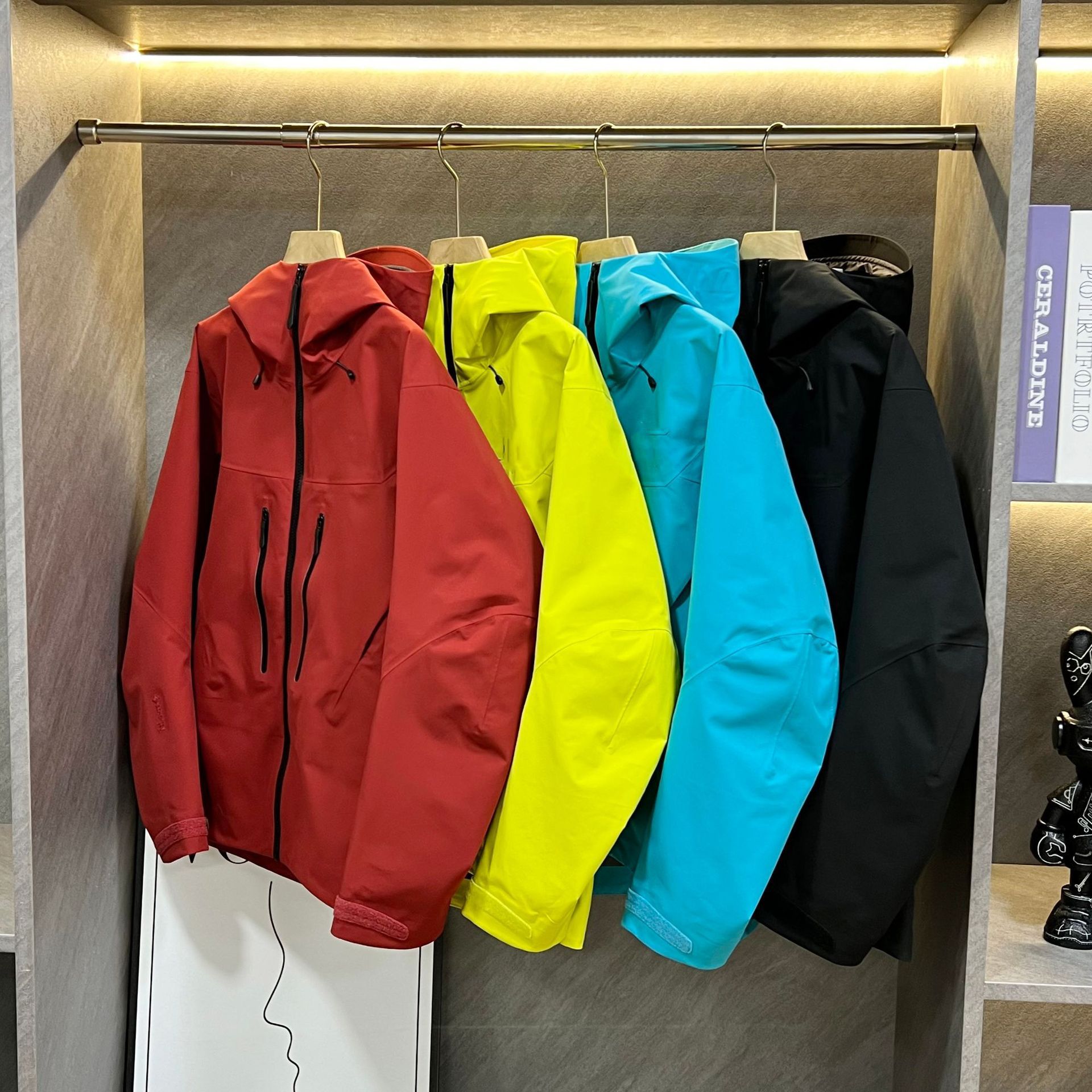 New SV7 generation single-layer assault clothing fishing women's windproof waterproof three-layer pressure rubber coat spring and autumn hooded jacket