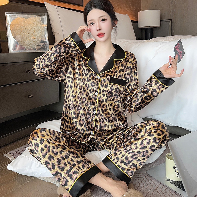 Autumn New Sexy Leopard Ice Silk Pajamas Women's Long Sleeve Fashionable Comfortable suit Home Wear Outfit Wholesale