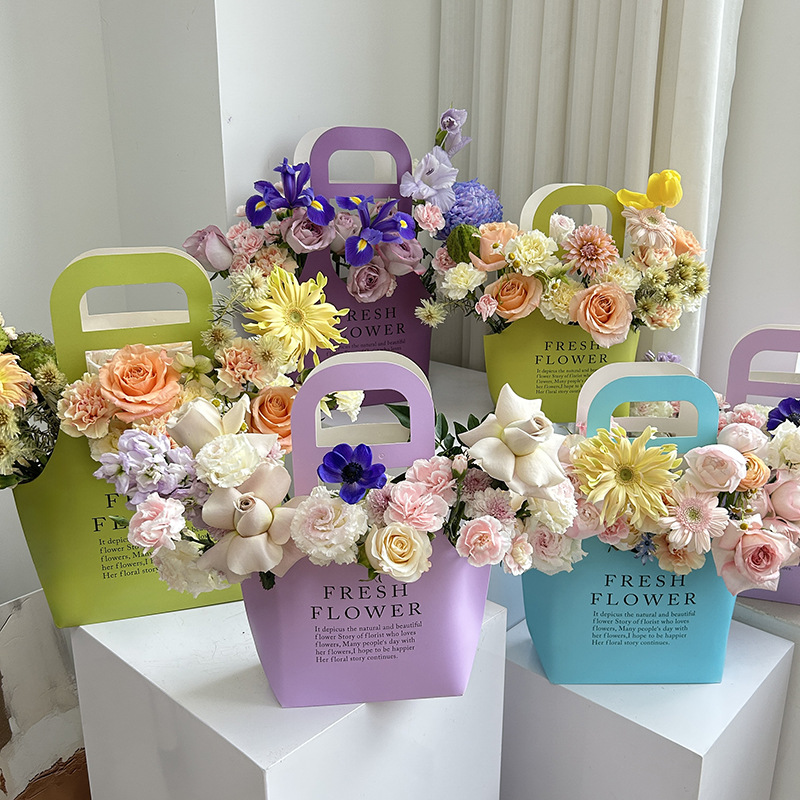 Portable flower box kraft paper flower bag DIY flower arrangement box simple English flower arrangement material flower packaging box