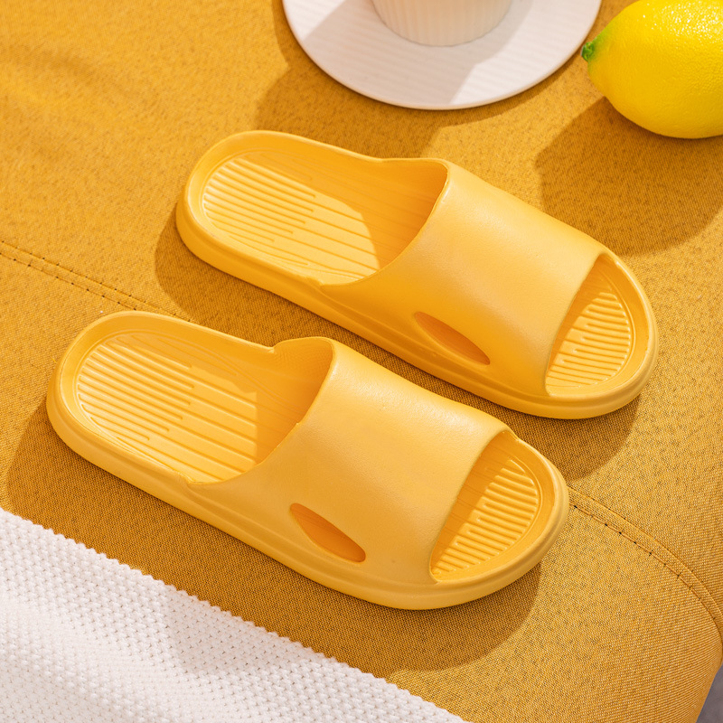 Picture of Qida Shun New Home Slippers Women's Summer Non-slip Feeling Home Slippers Couple Bathroom Slippers Wholesale