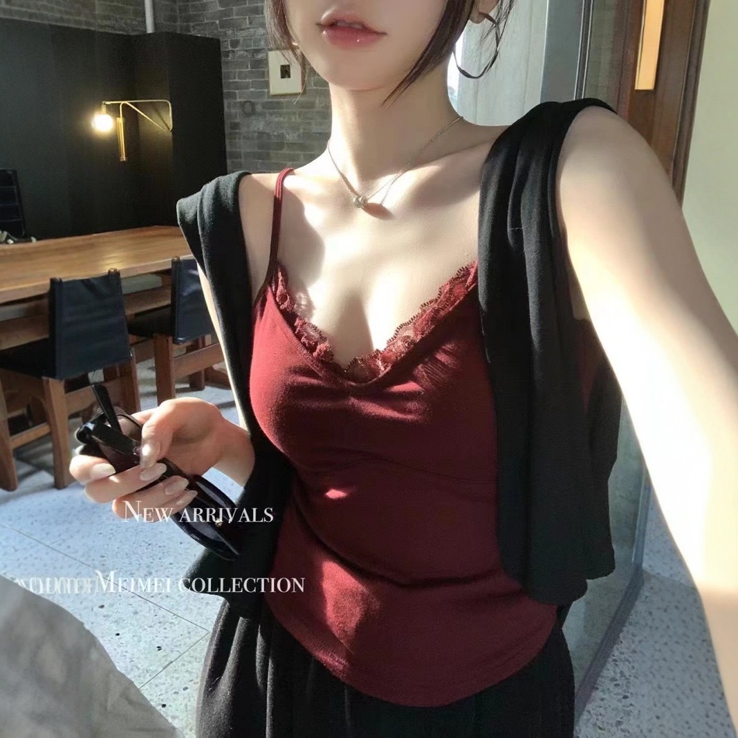 Pure hot girl lace camisole women's with chest pad autumn and winter New V-neck inner base top beauty back
