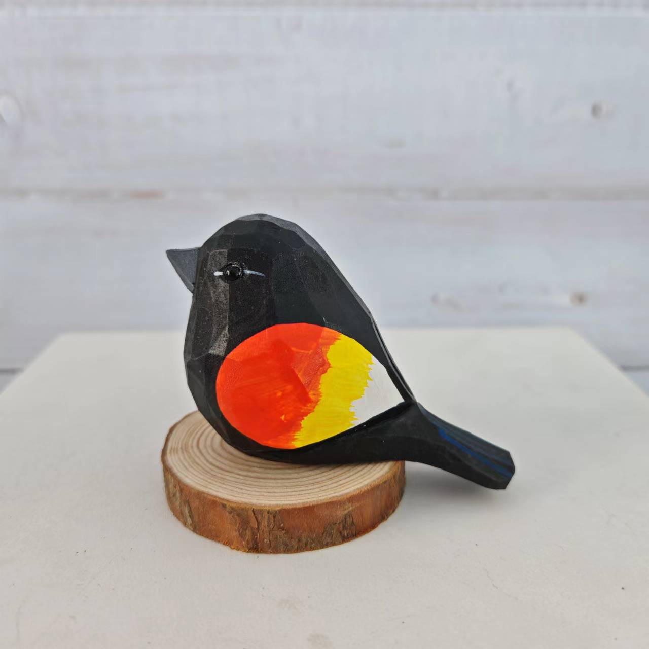 Picture of Bird Wood Carved Ornaments Cute Children's Toys Birthday Gift Hand Carved Colored Healing Desktop Ornaments Animals