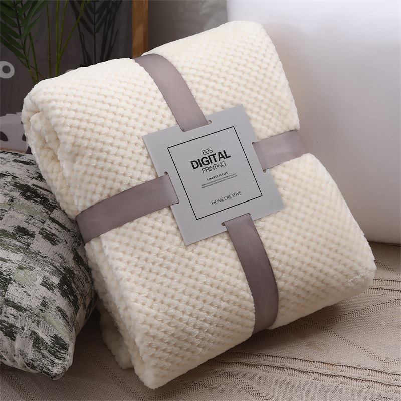 Picture of Thick solid color pineapple plaid sofa blanket flannel blanket coral fleece office air conditioning blanket gift blanket