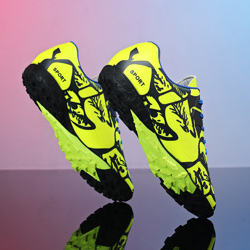 Douchuan Training Children's Football Shoes Men's Low-Top Leather Spiked Sports Shoes Low-Top Youth Sneakers Large Size Cross-Border