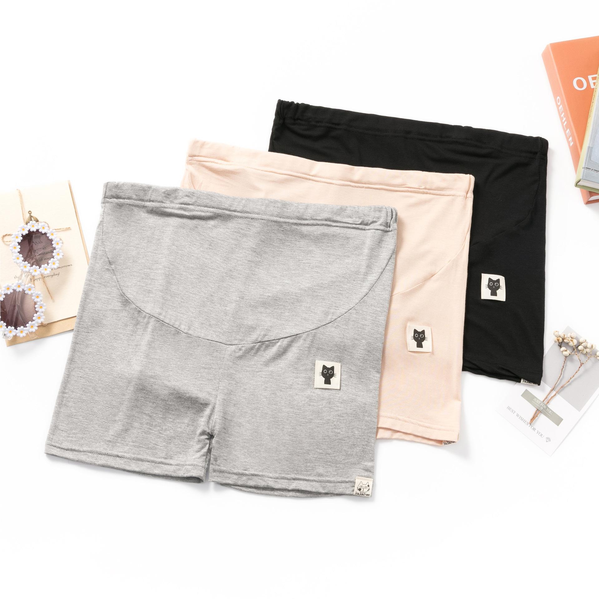 Picture of Maternity Shorts Fashion Thin Casual Pants Spring and Autumn New Maternity Pants Summer Three-Point Pants Outer Wear Belly Support Pants Base Layer