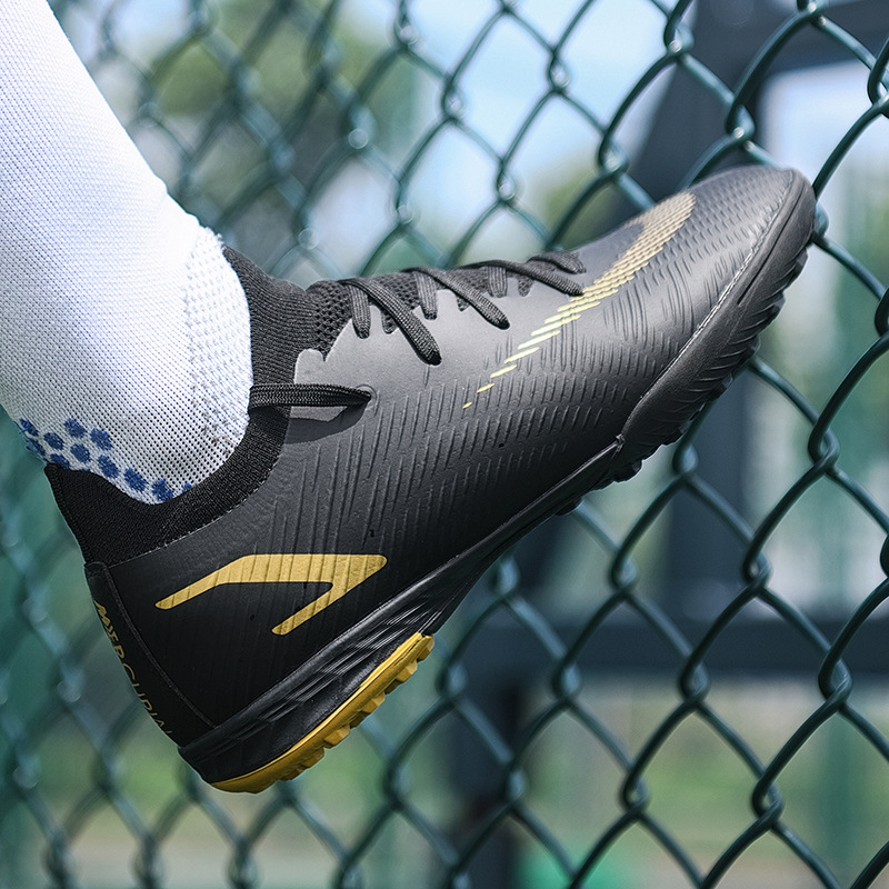Football shoes men's long broken nails students children boys training cross-border Amazon Xiyin football shoes wholesale