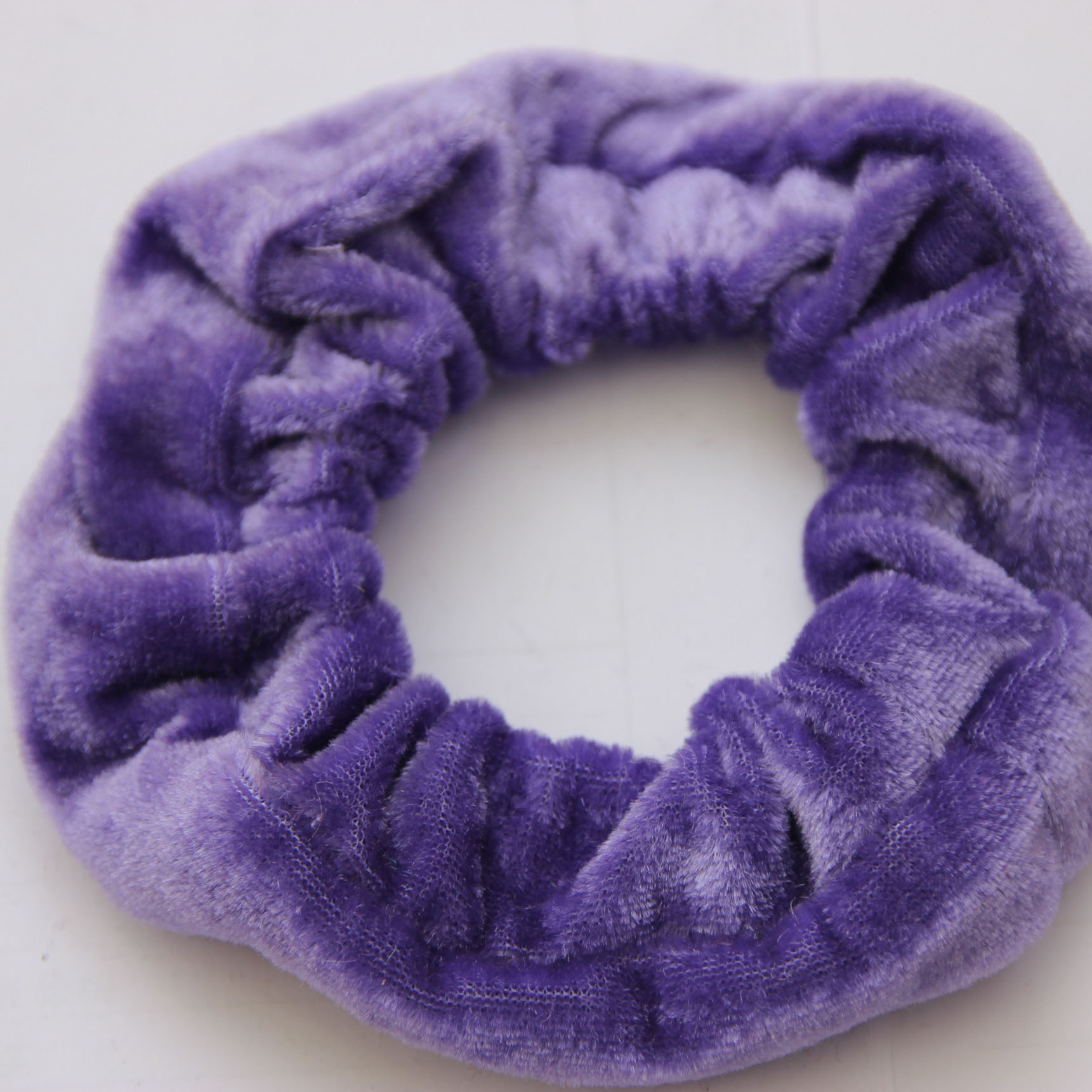 Picture of Amazon Gold Velvet Cloth Pig Intestine Hair Ring Velvet Mother Headband Grandma Jewelry Rubber Band Wholesale