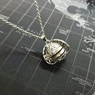 Picture of Cross-border multi-layer phase box photo can be opened pendant jewelry creative hollow wings folding necklace wholesale