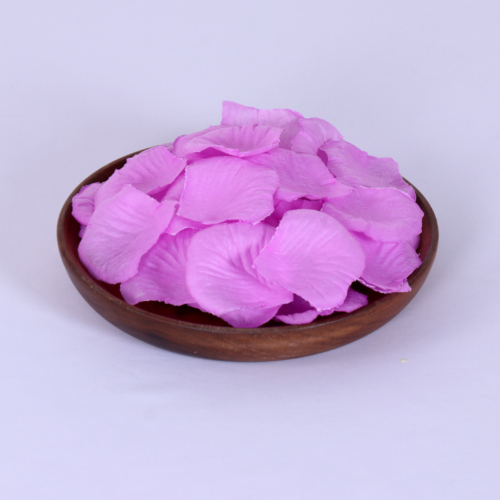 Picture of Non-woven fabric stacked 1000 pieces of rose petals wedding bar celebration hand decorative props artificial flower generation