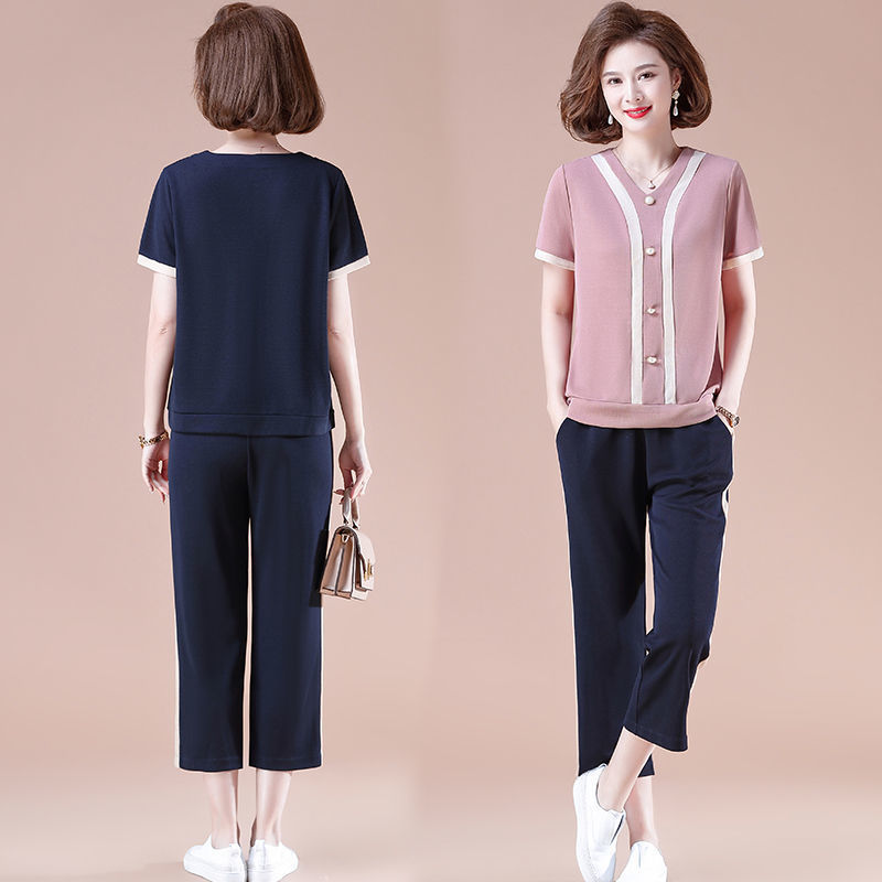 Picture of Mrs. Kuo Mom Summer Casual Two-piece Set 40-50 Years Old Ladies New Style Western Style Mom Summer Short-sleeved Suit